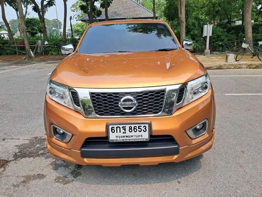 2017 NISSAN Navara