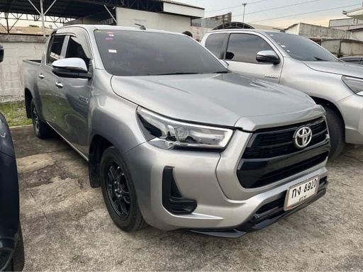 2023 TOYOTA Hilux