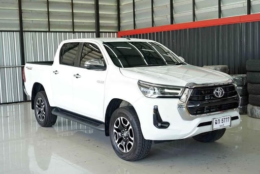 2022 TOYOTA Hilux