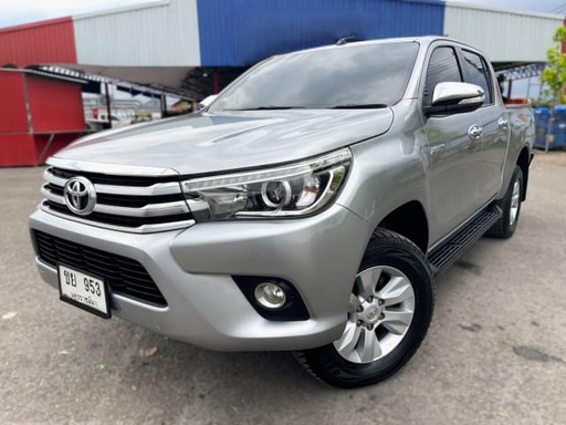 2017 TOYOTA Hilux