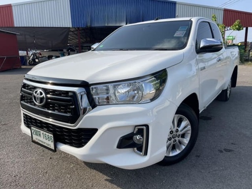 2020 TOYOTA Hilux