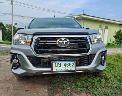 2019 TOYOTA Hilux