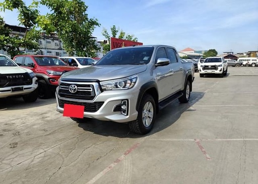 2018 TOYOTA Hilux