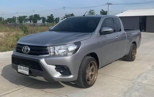 2018 TOYOTA Hilux