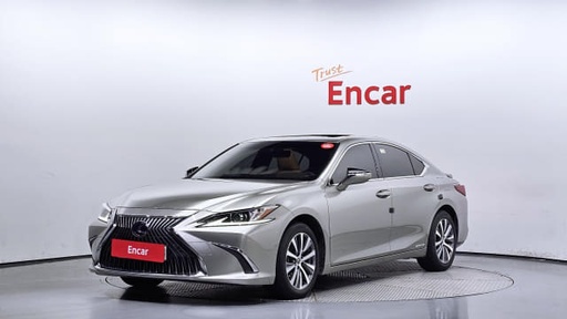 2019 LEXUS ES