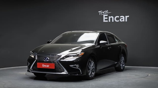 2018 LEXUS ES