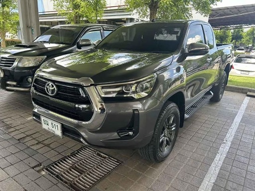 2022 TOYOTA Hilux