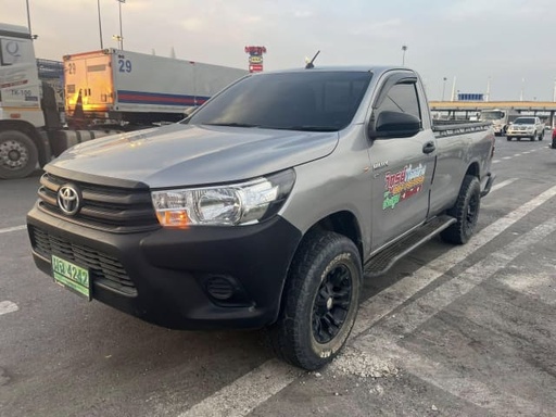 2019 TOYOTA Hilux