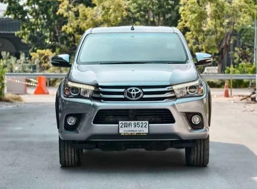 2017 TOYOTA Hilux