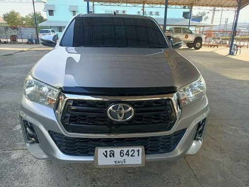 2019 TOYOTA Hilux