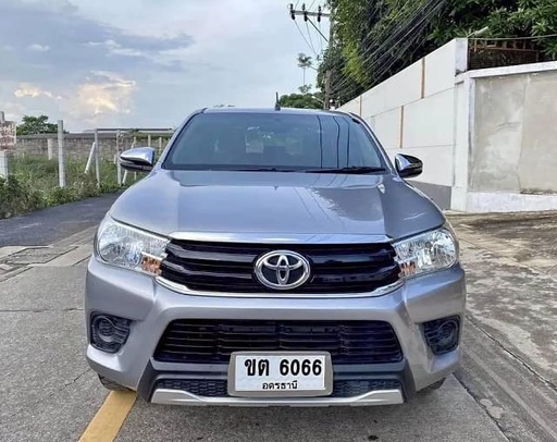 2018 TOYOTA Hilux
