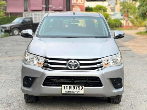 2017 TOYOTA Hilux