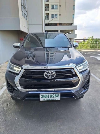 2022 TOYOTA Hilux