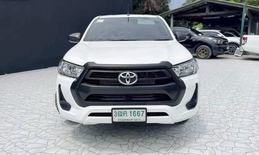 2020 TOYOTA Hilux