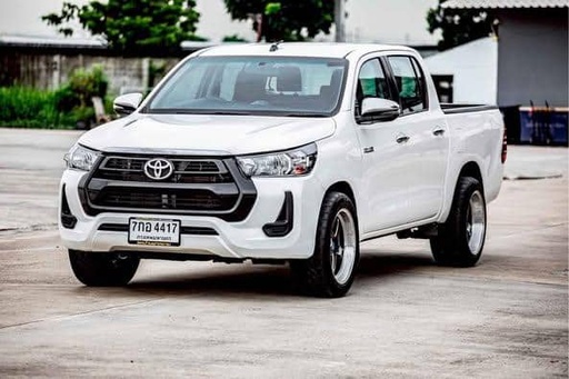 2018 TOYOTA Hilux