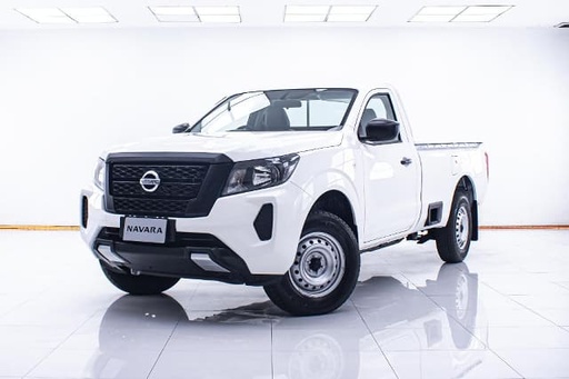 2025 NISSAN Navara