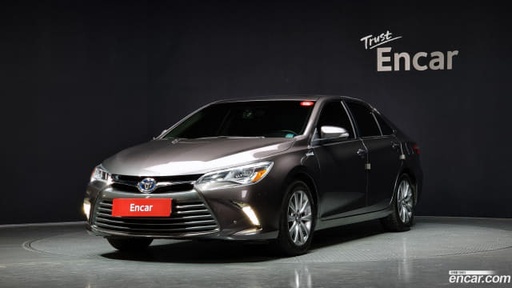 2017 TOYOTA Camry