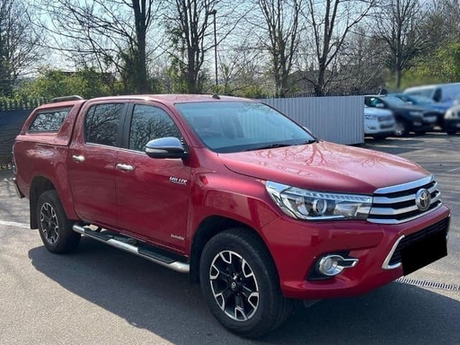 2016 TOYOTA Hilux