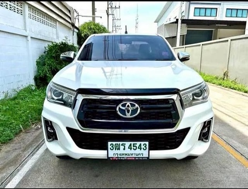 2020 TOYOTA Hilux