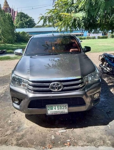 2017 TOYOTA Hilux