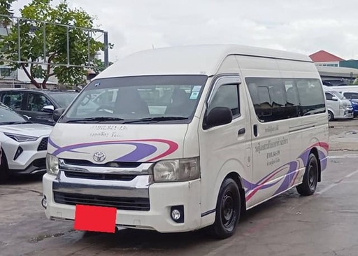 2018 TOYOTA Hilux