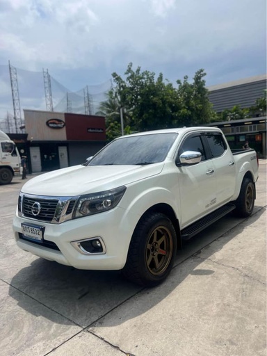 2019 NISSAN Navara