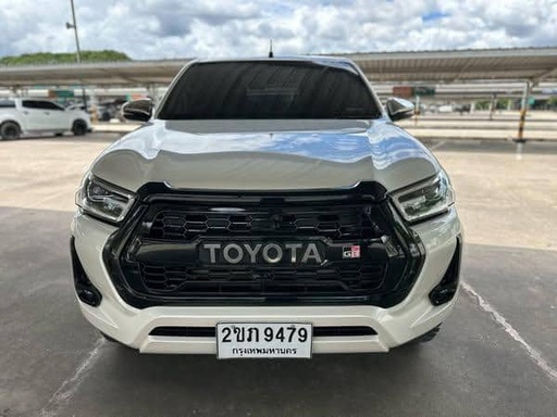 2021 TOYOTA Hilux