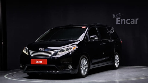 2017 TOYOTA Sienna