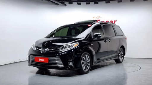 2018 TOYOTA Sienna