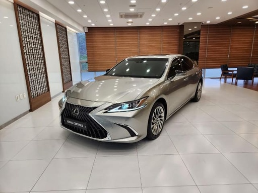 2023 LEXUS ES