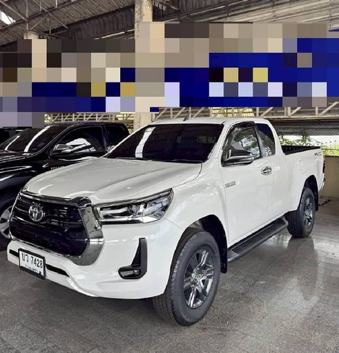 2021 TOYOTA Hilux