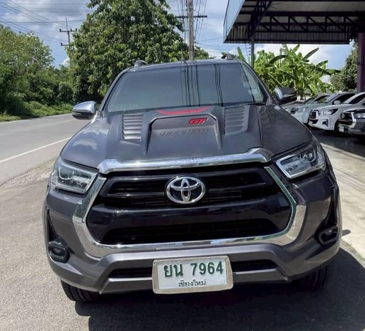 2023 TOYOTA Hilux