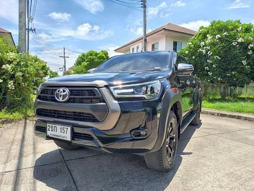 2020 TOYOTA Hilux