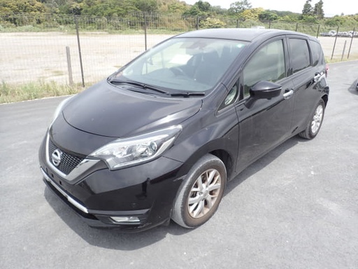 2017 NISSAN Note