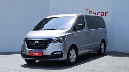 2018 HYUNDAI Grand Starex