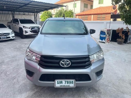 2019 TOYOTA Hilux