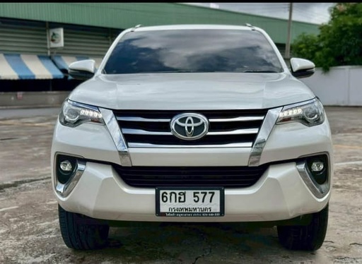 2017 TOYOTA Fortuner