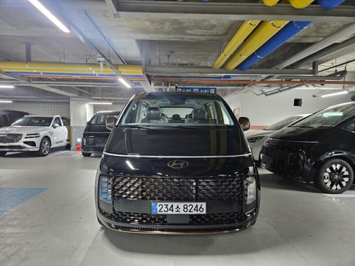 2025 HYUNDAI Staria