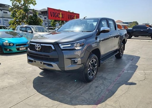 2025 TOYOTA Hilux, 