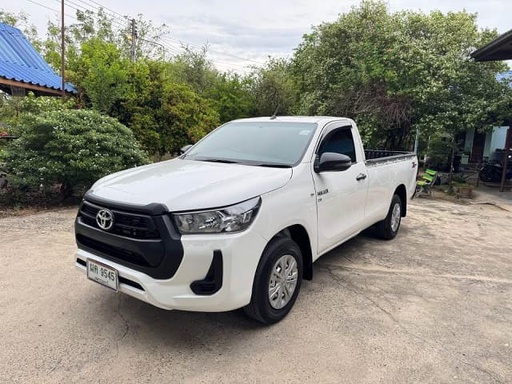 2023 TOYOTA Hilux
