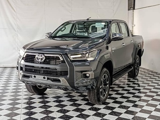 2025 TOYOTA Hilux