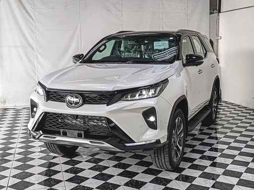 2025 TOYOTA Fortuner
