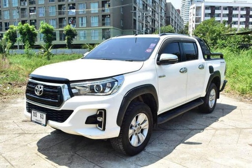 2018 TOYOTA Hilux