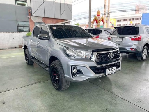 2019 TOYOTA Hilux