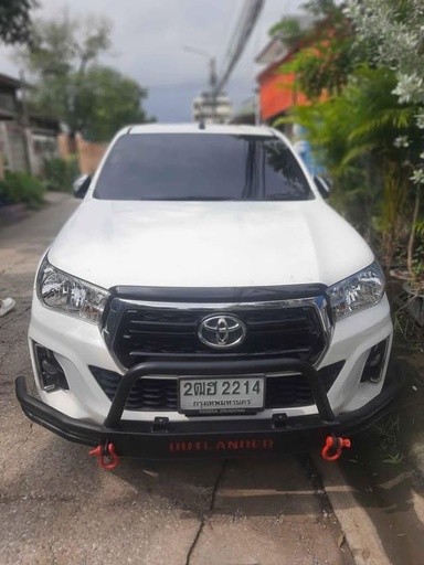 2020 TOYOTA Hilux