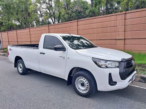 2023 TOYOTA Hilux