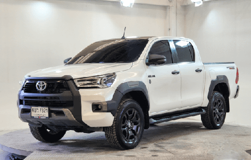 2022 TOYOTA Hilux