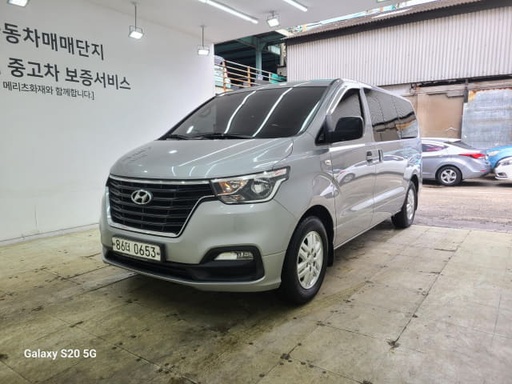 2020 HYUNDAI Grand Starex