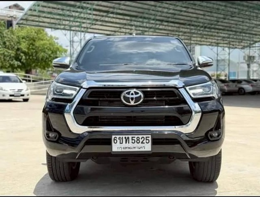 2022 TOYOTA Hilux