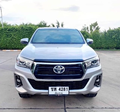2018 TOYOTA Hilux